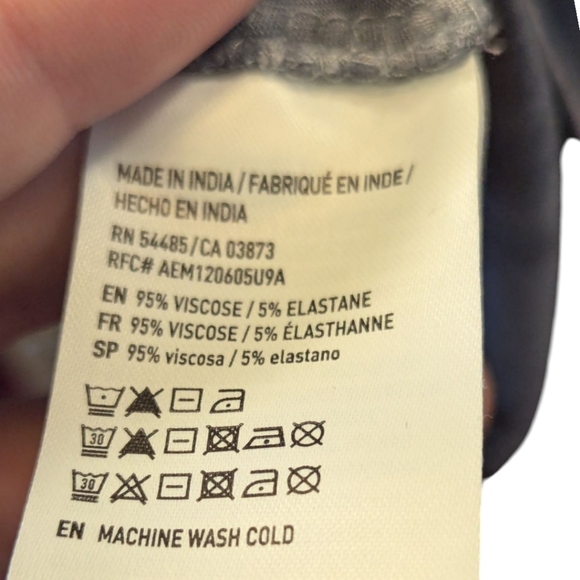 American Eagle Gray Tie-Dye Lace-Up Women's Tee Sized Medium - Picture 5 of 5